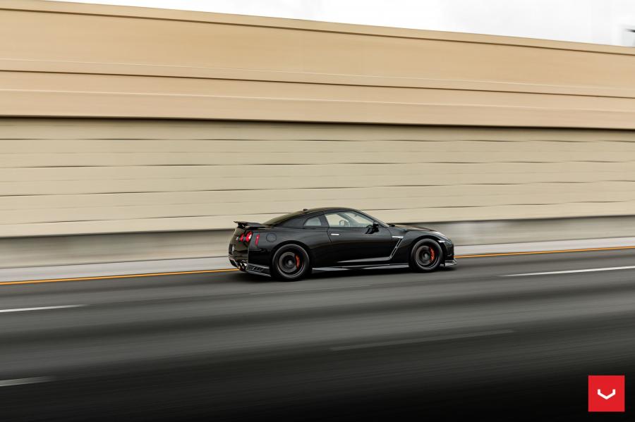  Nissan GT-R on Vossen Wheels (HF-5) 2020 года  (фото 42 из 48)